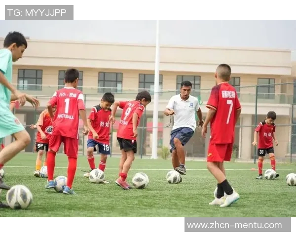 中能足球崛起之路探索球队发展与青训体系的成功之道